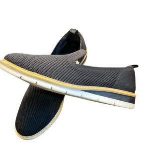 Kelly & Katie Black Flats with Slip-On Style and Textured Fabric